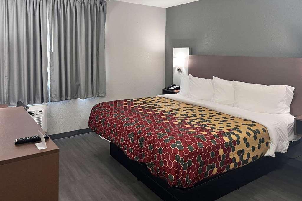 Econo Lodge Портидж Стая снимка