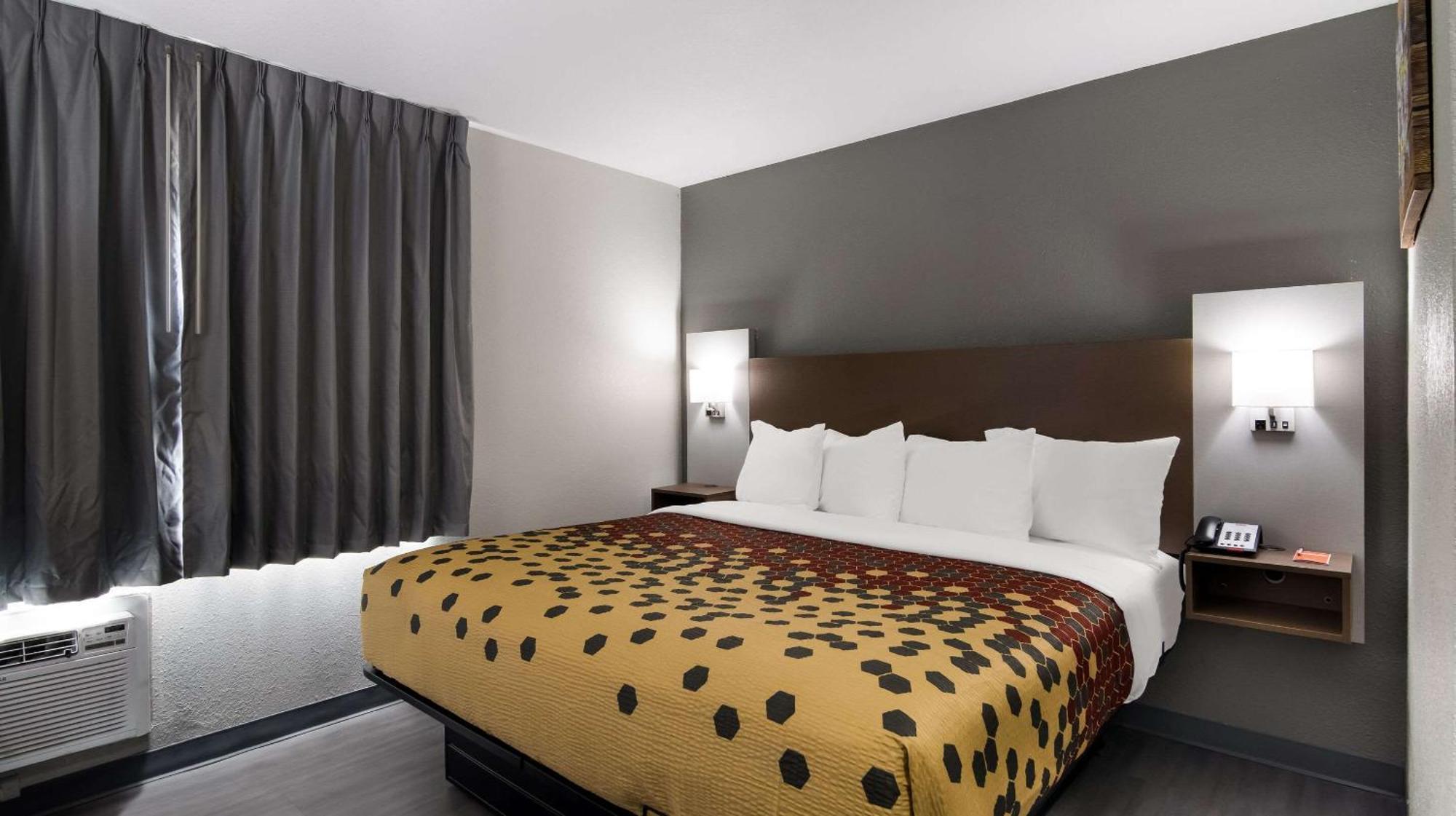 Econo Lodge Портидж Екстериор снимка